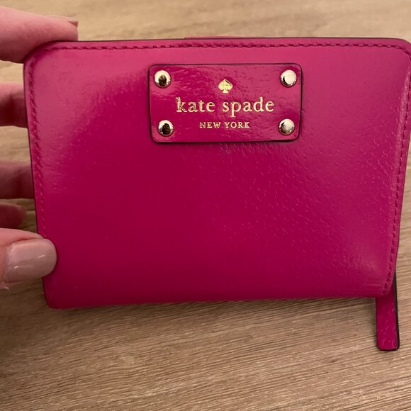 Kate Spade Wallet - Picture 1 of 4